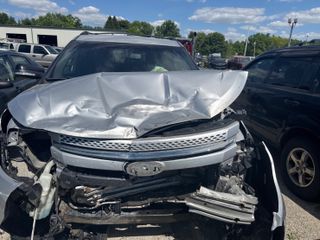 2014 Ford Explorer XLT - Exterior Front Center Image